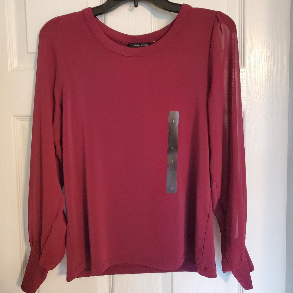 NWT Banana Republic Crepe Sheer Sleeve Blouse Top Size Small